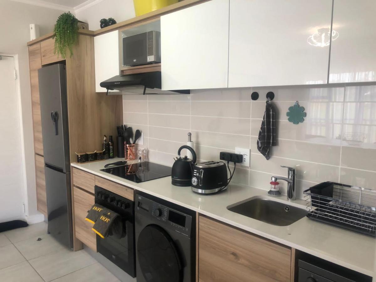 Luxurious Waterfall 1 Bedroom Condo With Free Uncapped Wifi Мідранд Екстер'єр фото